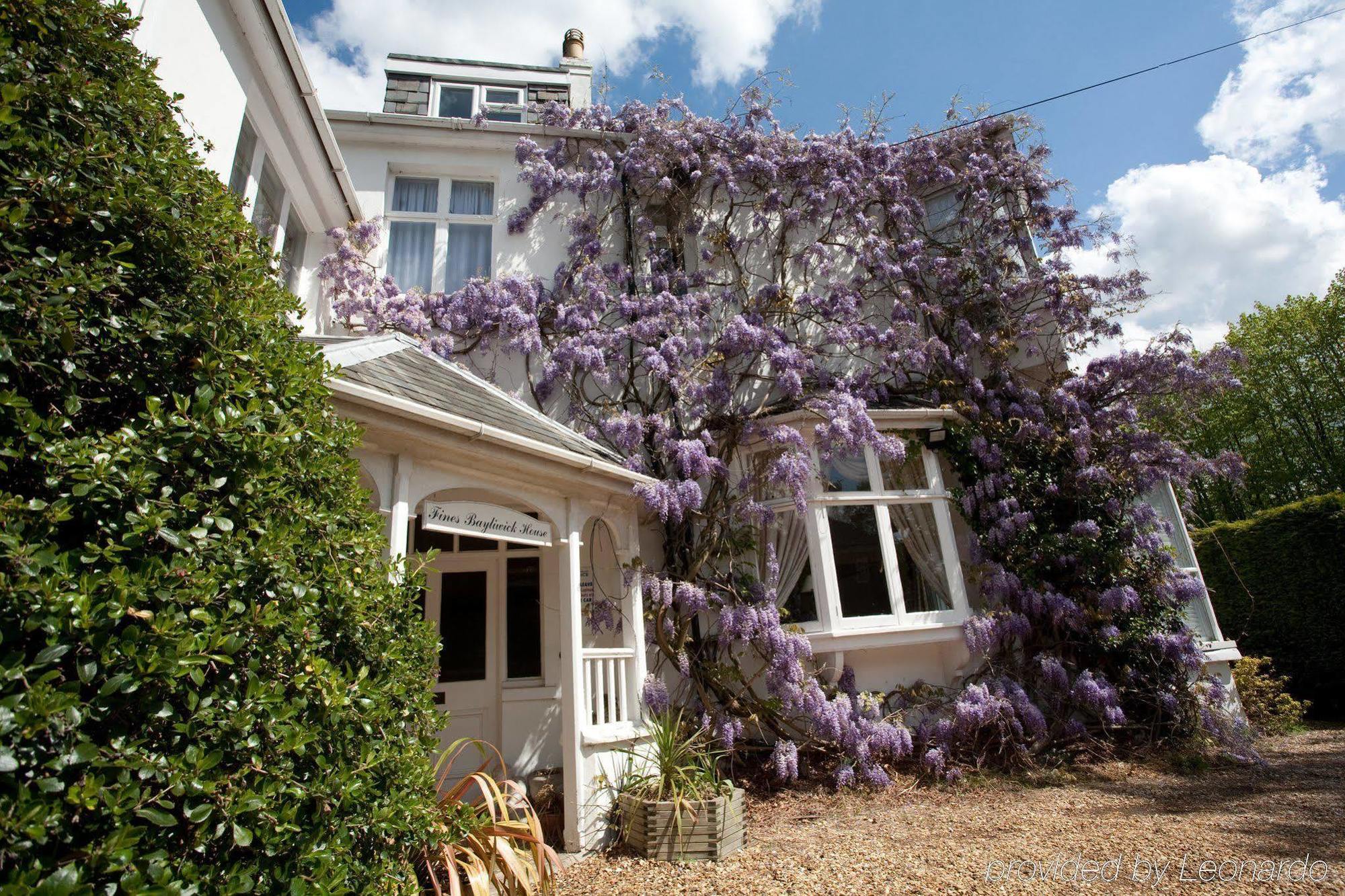 Fines Bayliwick Hotel Bracknell Exterior foto