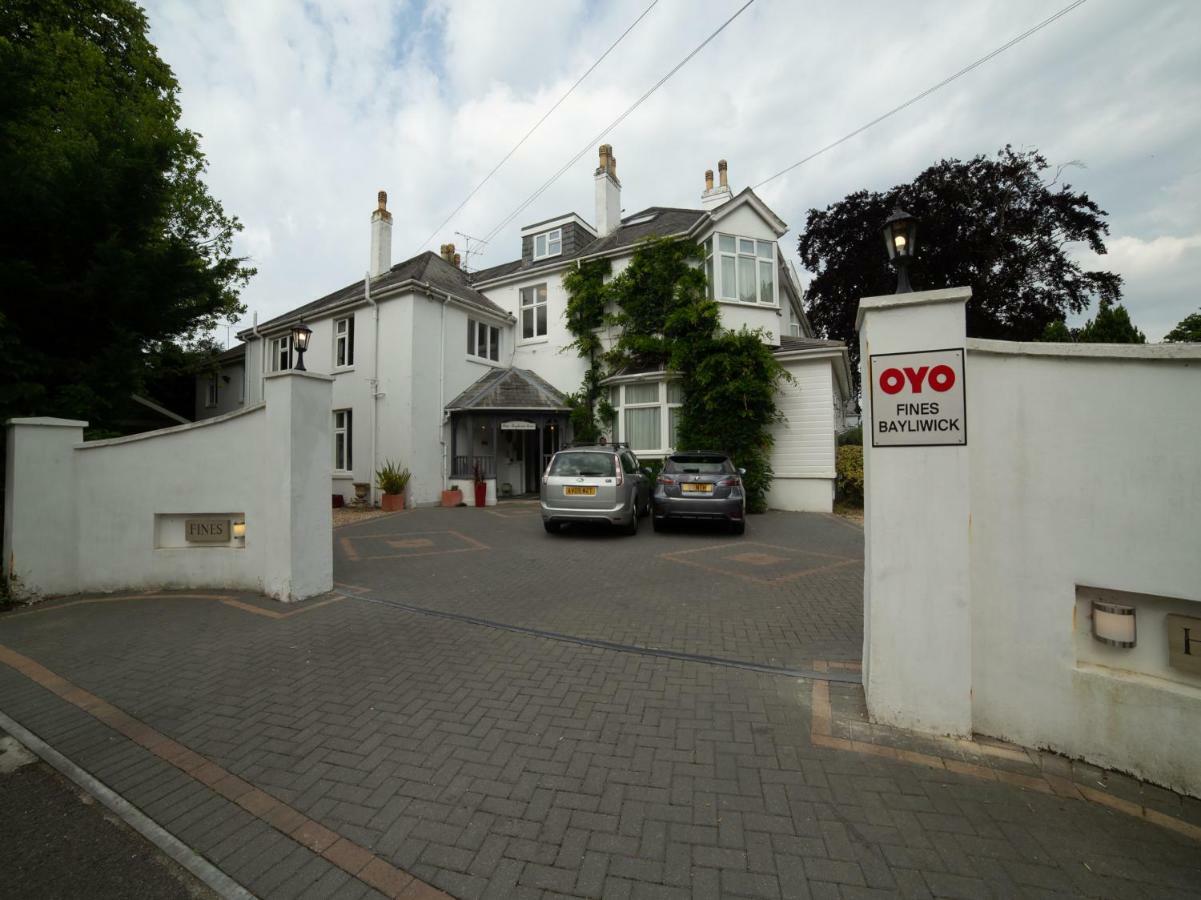 Fines Bayliwick Hotel Bracknell Exterior foto